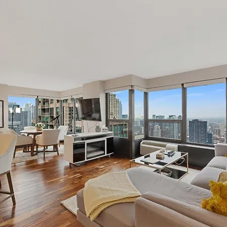 2Bd River North Condo With Million Dollar Views! Condo